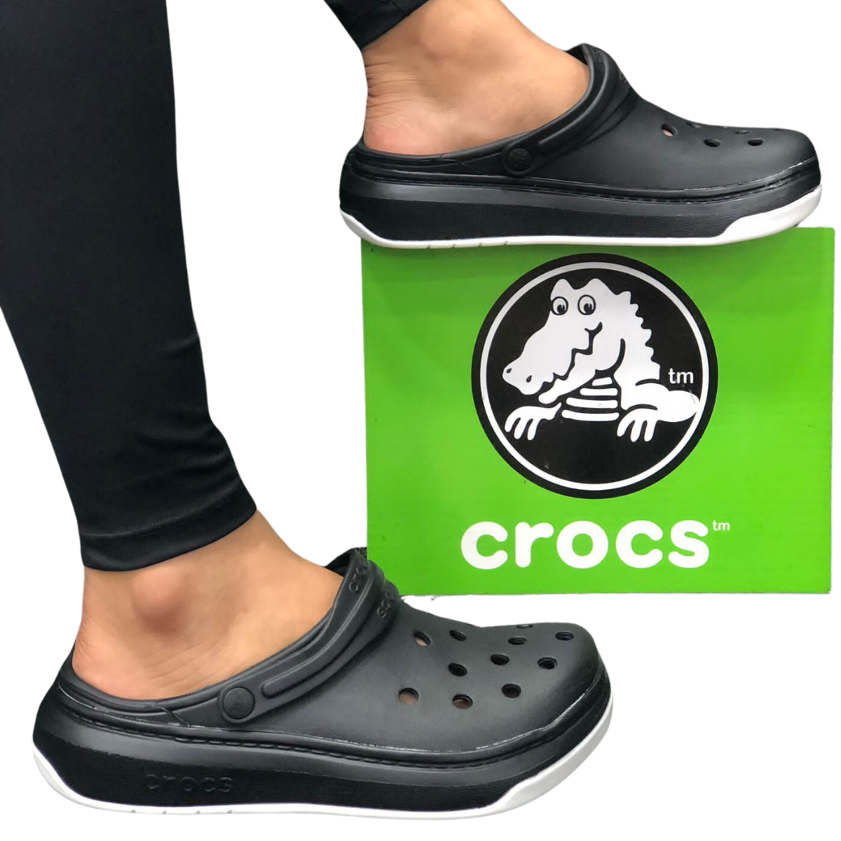 Comprar Crocs Full Force Hombre: Comodidad y Estilo para Cada Día. Si estás buscando comprar Crocs Full Force hombre, en Onlineshoppingcenterg encontrarás los mejores modelos para combinar confort, durabilidad y diseño. Conoce todo sobre estas increíbles Crocs y elige las que mejor se adapten a tu estilo.  ¿Por qué elegir las Crocs Full Force hombre? Las Crocs Full Force hombre son conocidas por su gran comodidad y diseño funcional. Estas zapatillas son ideales para el uso diario, actividades al aire libre o momentos de relajación en casa. Aquí te dejamos algunos motivos para elegirlas:  Comodidad excepcional: Su material ligero y ergonómico garantiza bienestar en cada paso. Versatilidad en diseño: Disponibles en colores como las Crocs Full Force blancas o las Crocs Full Force rojas para combinar con cualquier outfit. Resistentes y fáciles de limpiar: Perfectas para cualquier actividad sin preocuparte por su mantenimiento. Modelos destacados de Crocs Full Force hombre En Onlineshoppingcenterg, ofrecemos una amplia variedad de Crocs Full Force hombre. Estos son algunos de los modelos más populares:  1. Crocs Full Force blancas Ideales para quienes buscan un estilo limpio y clásico. Son perfectas para cualquier ocasión, gracias a su diseño versátil. Palabras clave relacionadas: Crocs Full Force blancas, Crocs Full Force precio.  2. Crocs Full Force rojas Para un look llamativo y único, las Crocs Full Force rojas son la elección ideal. Combinan estilo atrevido con la comodidad característica de la marca. Palabras clave relacionadas: Crocs Full Force rojas, Crocs Full Force hombre.  3. Crocs Full Force rosadas Aunque inicialmente diseñadas para mujeres, muchos hombres están optando por este color para destacar y agregar un toque moderno a su estilo. Palabras clave relacionadas: Crocs Full Force rosadas, Crocs Full Force precio.